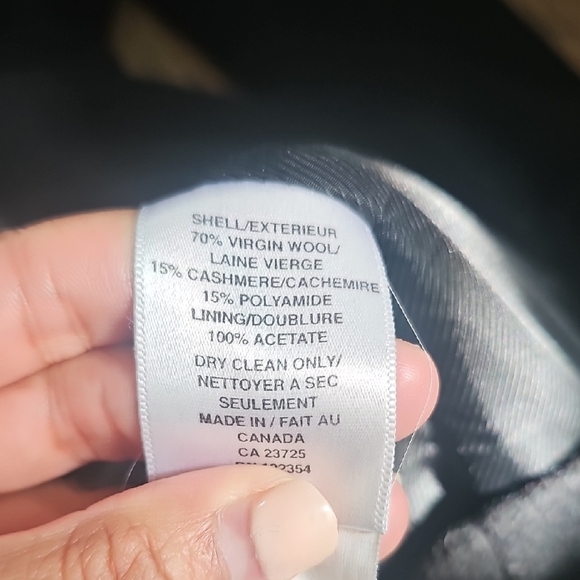 Aritzia Black Double-Breasted Trench Coat - Picture 5 of 6